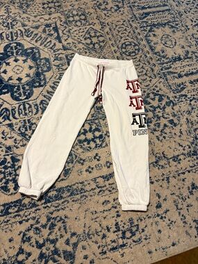 PINK Victoria's Secret White Jogger Sweatpants with Maroon Drawstring and Logos